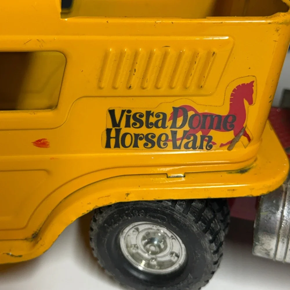Vintage Ertl International‎ Transtar II Semi Truck Vista Dome Horse Van Trailer